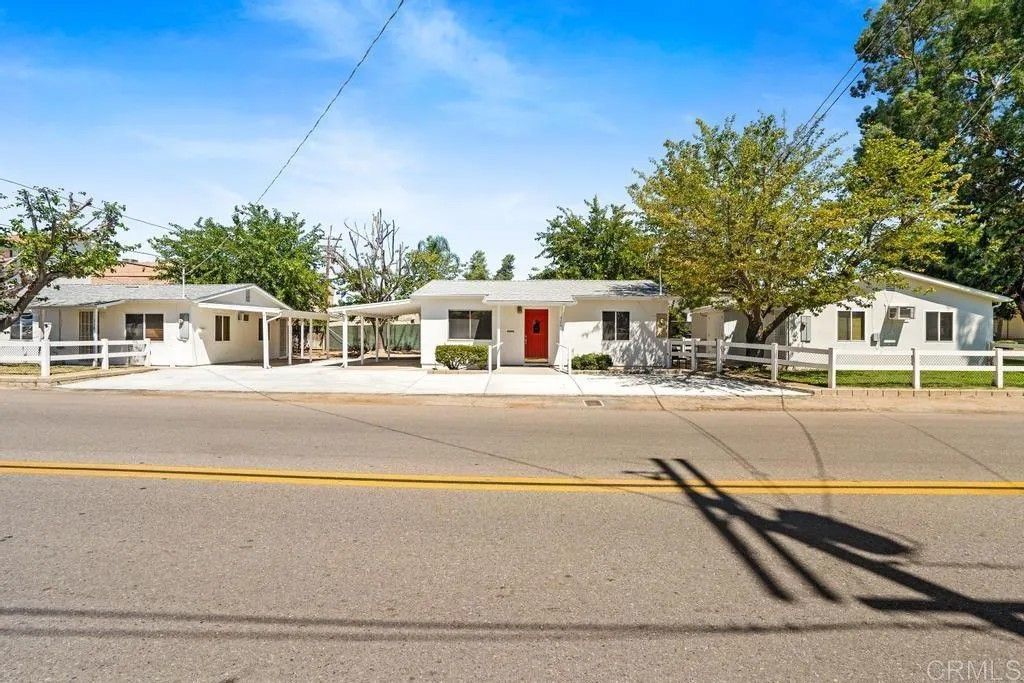 Photo of 549 D St, Ramona, CA 92065 (MLS # NDP2600868)