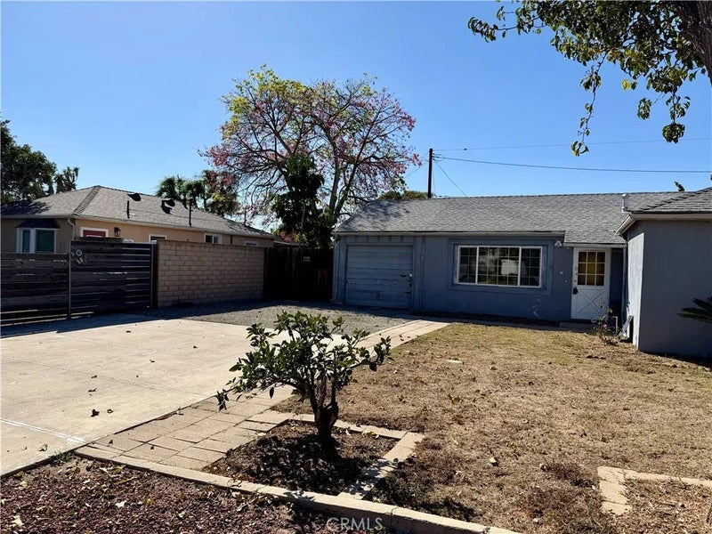 2109 Monrovia