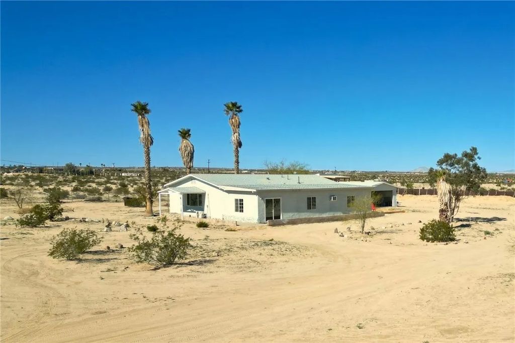 Photo of 70626 Sunny Sands, 29 Palms, CA 92277 (MLS # JT26021982)