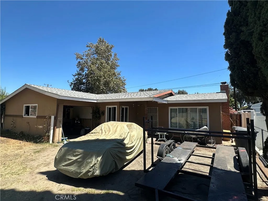 122 E Pioneer Avenue