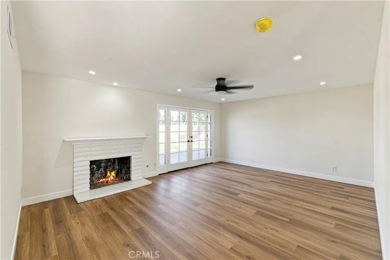 310 N Swidler