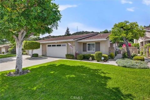 Photo of 909 Shady Lane, Glendora, CA 91740 (MLS # CV26126281)