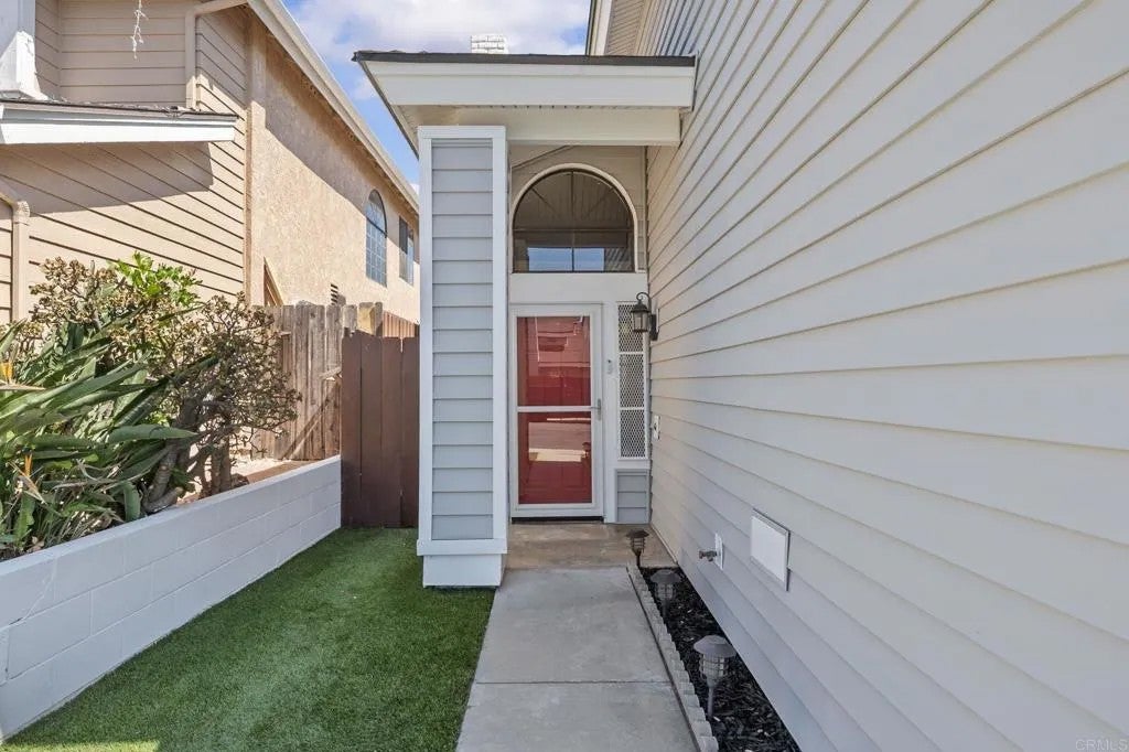 2375 Ravenwood Drive