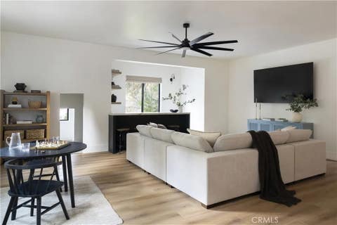 Tiny photo for 481 Bay View Court, Lake Arrowhead, CA 92352 (MLS # IG25278396)
