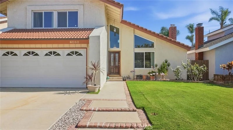6080 E Avenida Arbol