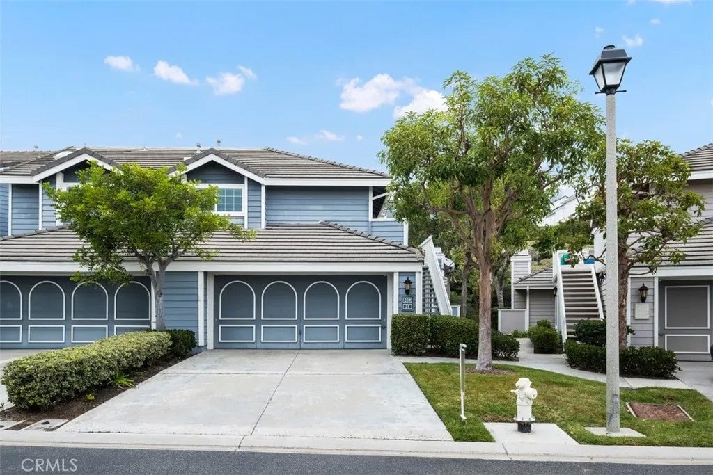Photo of 21 Pemberton Place, Laguna Niguel, CA 92677 (MLS # OC26168307)