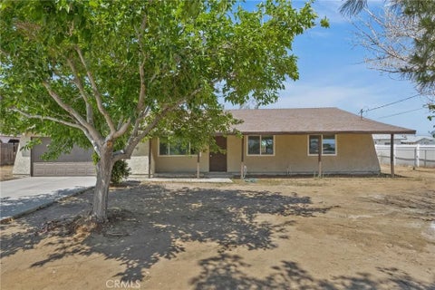Photo of 9030 Roble Ave, Hesperia, CA 92345 (MLS # CV26104534)