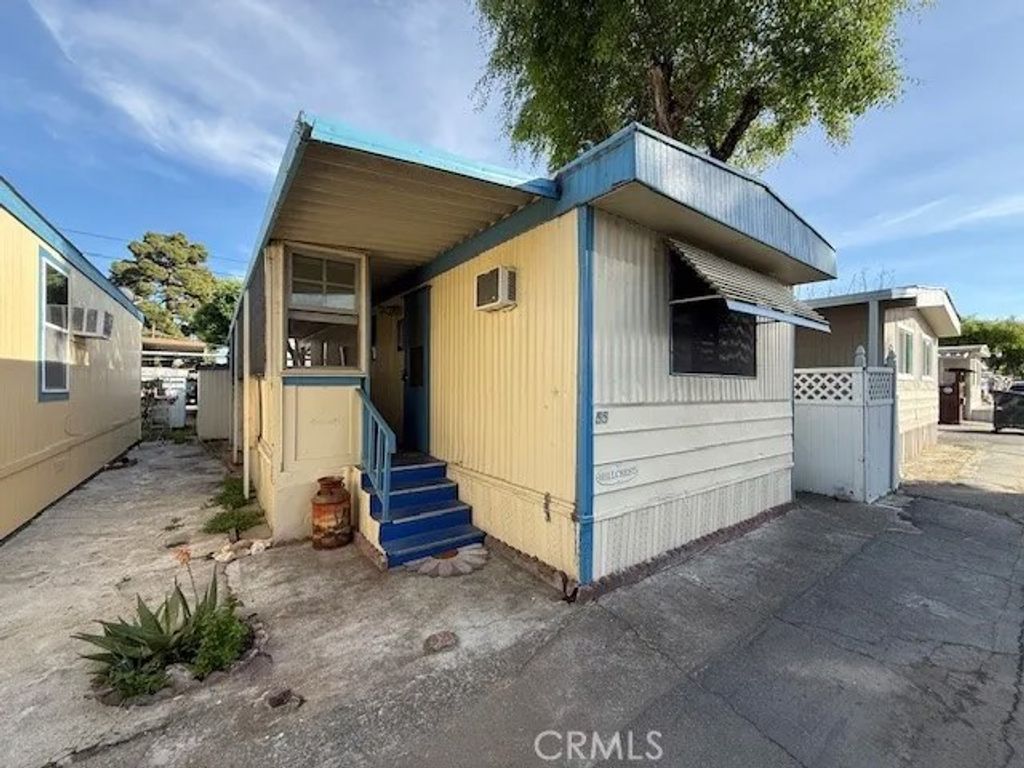 Photo of 2399 E 14th St #55, San Leandro, CA 94577 (MLS # IG26084735)