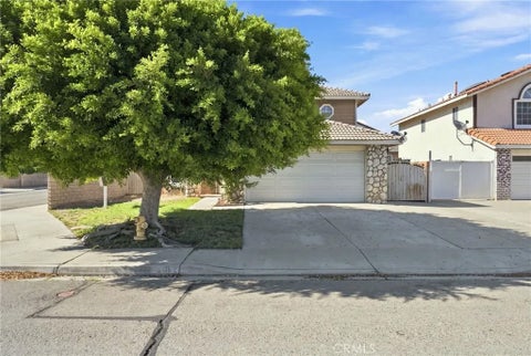 Photo of 17002 Fern Street, Fontana, CA 92336 (MLS # IG26162471)