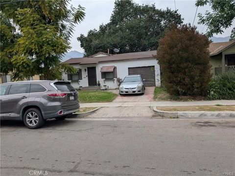 Photo of 855 W Walnut Ave, Monrovia, CA 91016 (MLS # AR26060534)