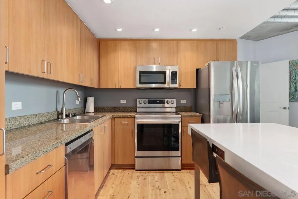 Photo of 1080 Park Blvd #916, San Diego, CA 92101 (MLS # 250044534)