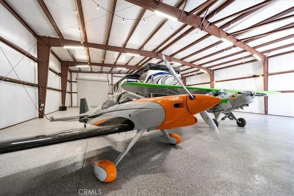 Photo of 42160 Calle Barbona, Temecula, CA 92592 (MLS # SW26015136)