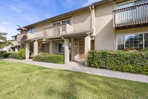 Photo of 1444 Eagle Peak Ct #E, Chula Vista, CA 91910 (MLS # 250044234)