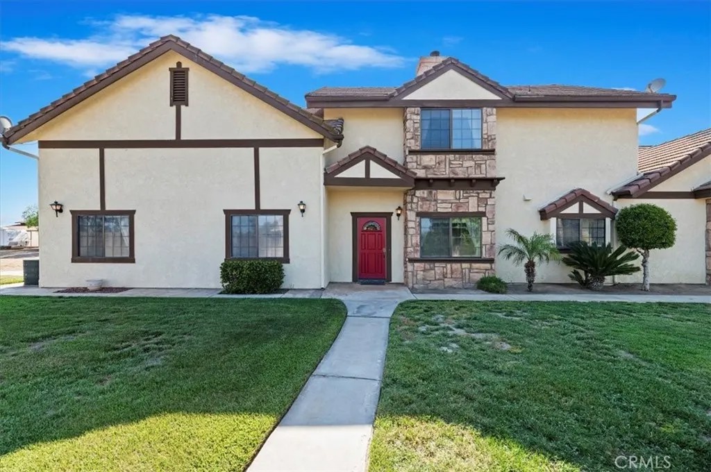 29801 Maxine Ln
