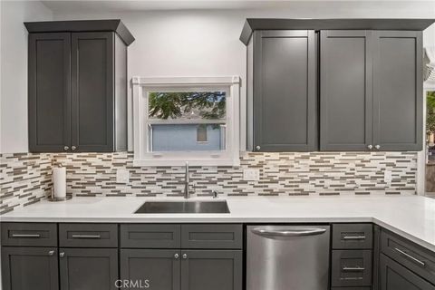 Tiny photo for 1007 Rose Avenue, Pasadena, CA 91107 (MLS # DW25141051)