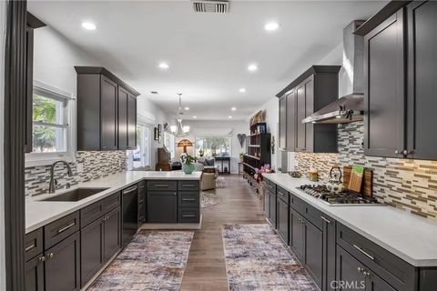 Tiny photo for 1007 Rose Avenue, Pasadena, CA 91107 (MLS # DW25141051)