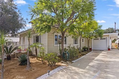 Tiny photo for 1007 Rose Avenue, Pasadena, CA 91107 (MLS # DW25141051)