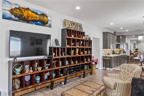 Tiny photo for 1007 Rose Avenue, Pasadena, CA 91107 (MLS # DW25141051)