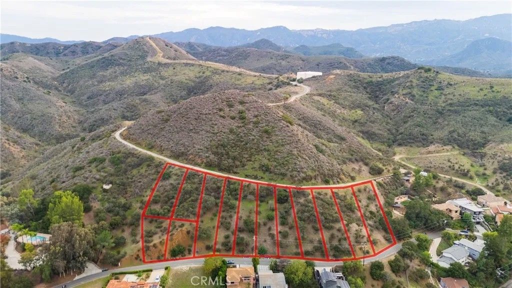 Photo of 0 Laura La Plante, Agoura Hills, CA 91301 (MLS # SR25258702)