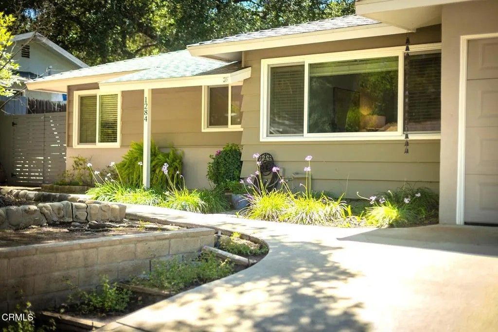 Photo of 1284 Ferrara Drive, Ojai, CA 93023 (MLS # V1-36105)