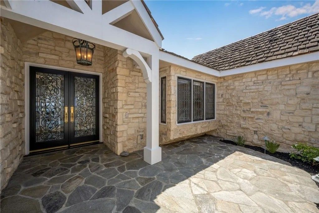 Photo of 1541 Dolphin Ter, Corona Del Mar, CA 92625 (MLS # NP25274646)