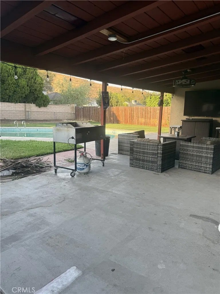 1280 Lomita