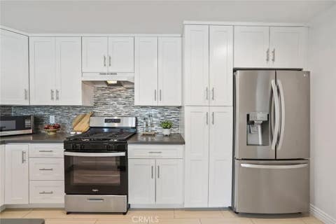 Tiny photo for 4189 Vineland AVE #120, Studio City, CA 91602 (MLS # SR26171611)