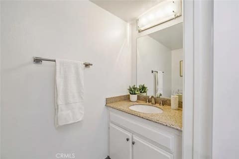 Tiny photo for 4189 Vineland AVE #120, Studio City, CA 91602 (MLS # SR26171611)