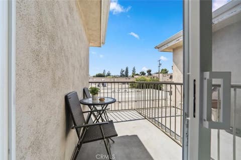 Tiny photo for 4189 Vineland AVE #120, Studio City, CA 91602 (MLS # SR26171611)