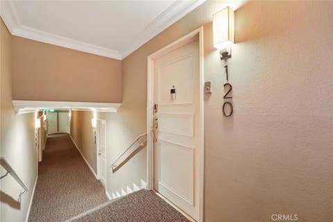 Tiny photo for 4189 Vineland AVE #120, Studio City, CA 91602 (MLS # SR26171611)