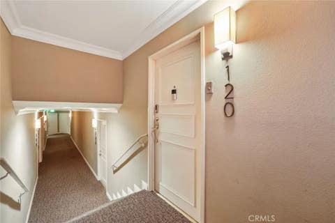 Tiny photo for 4189 Vineland AVE #120, Studio City, CA 91602 (MLS # SR26171611)