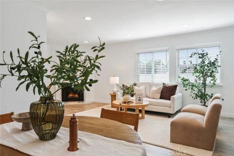 Tiny photo for 4189 Vineland AVE #120, Studio City, CA 91602 (MLS # SR26171611)