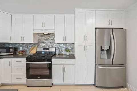 Tiny photo for 4189 Vineland AVE #120, Studio City, CA 91602 (MLS # SR26171611)