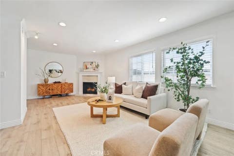 Tiny photo for 4189 Vineland AVE #120, Studio City, CA 91602 (MLS # SR26171611)