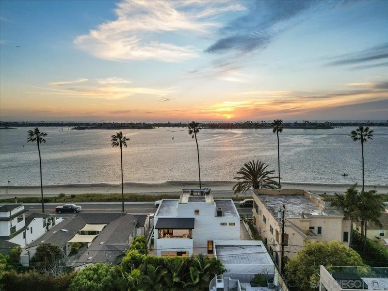 3535 Riviera Drive