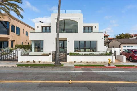 Tiny photo for 3535 Riviera Drive, San Diego, CA 92109 (MLS # 260005293)