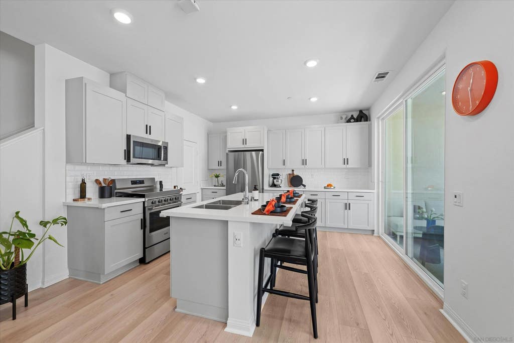 Photo of 1996 Elevate Way, Chula Vista, CA 91915 (MLS # 260019612)