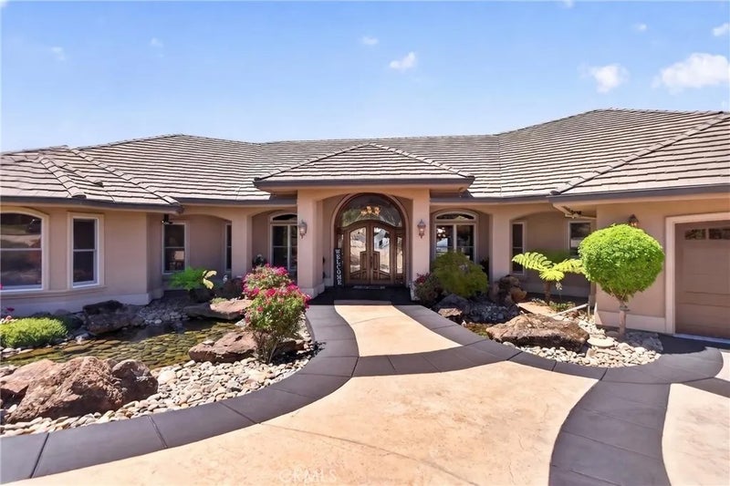 25 Horizon Point Court