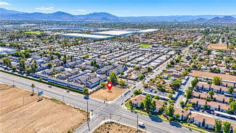 0 Foothill