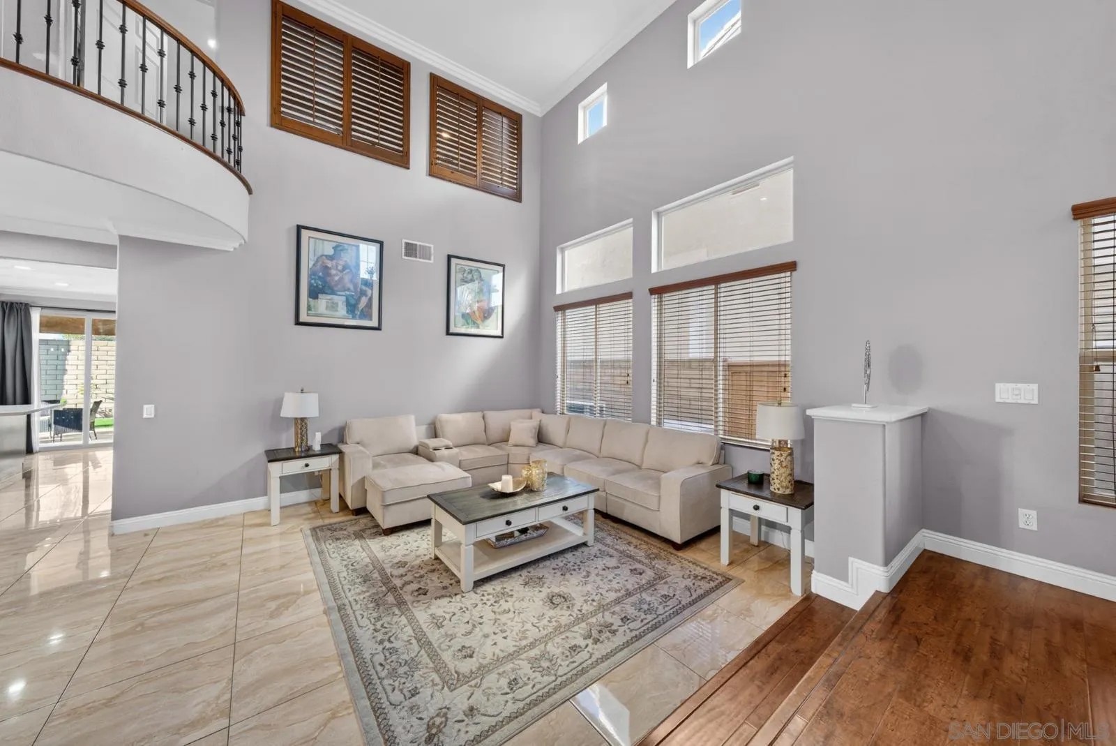 5192 Bay Crest
