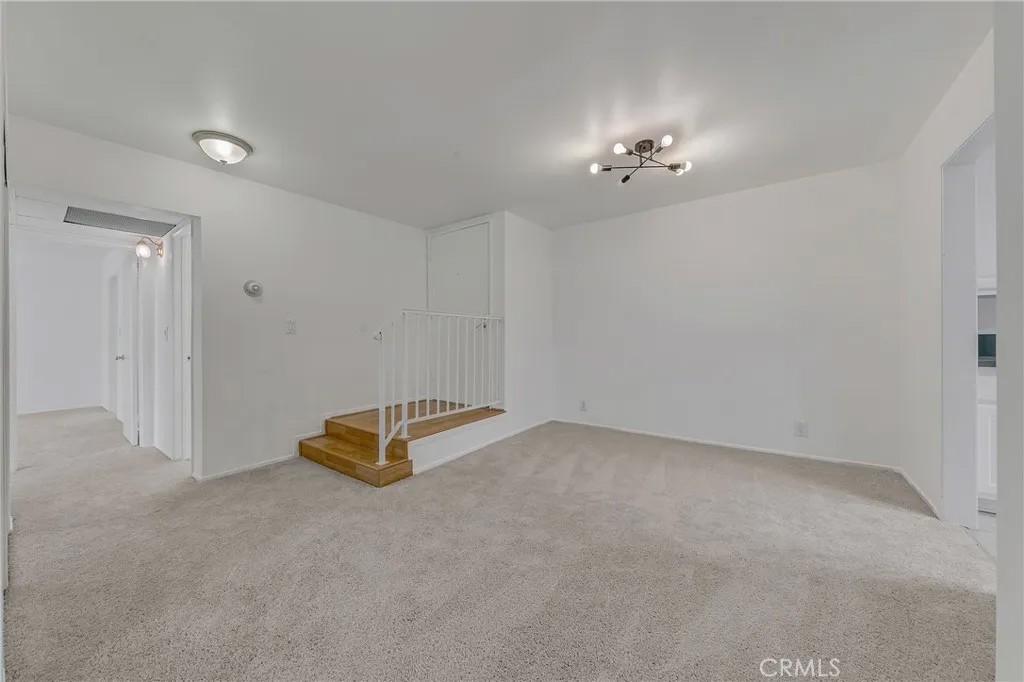 65 N Allen Avenue 305