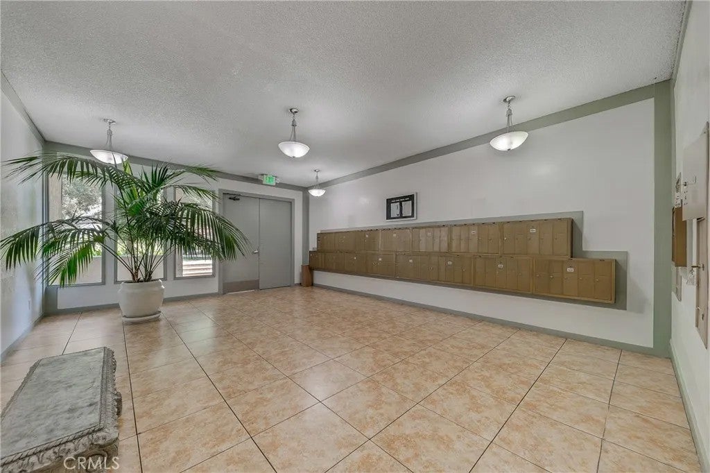 65 N Allen Avenue 305