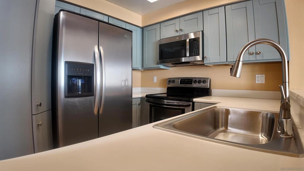 Photo of 655 Columbia St #313, San Diego, CA 92101 (MLS # 260009839)