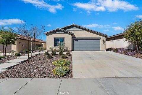 Photo of 1571 Sunswept Way, Beaumont, CA 92223 (MLS # IG26059989)