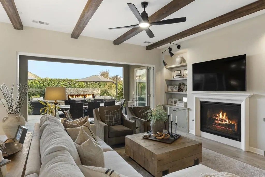 Photo of 1232 Stockton Place, Escondido, CA 92026 (MLS # NDP2604214)