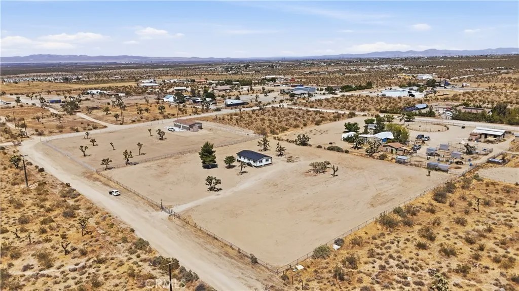 12421 Desert View Road