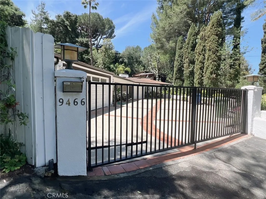 9466 Hidden Valley Place