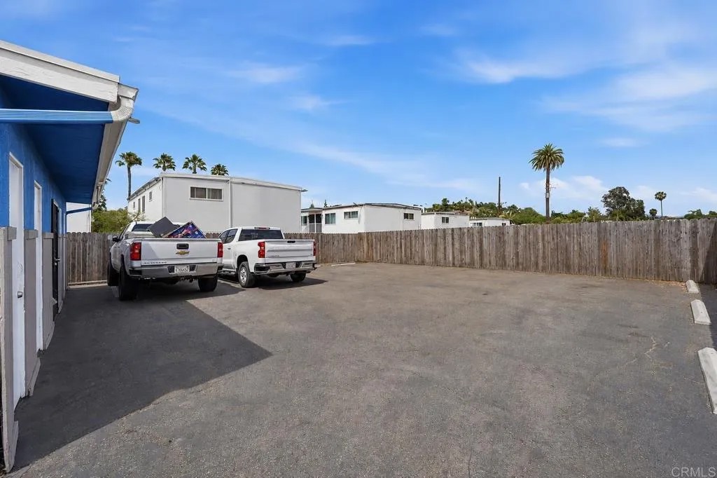 3519 Gracia Paseo
