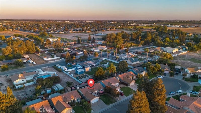 2814 Village Court
