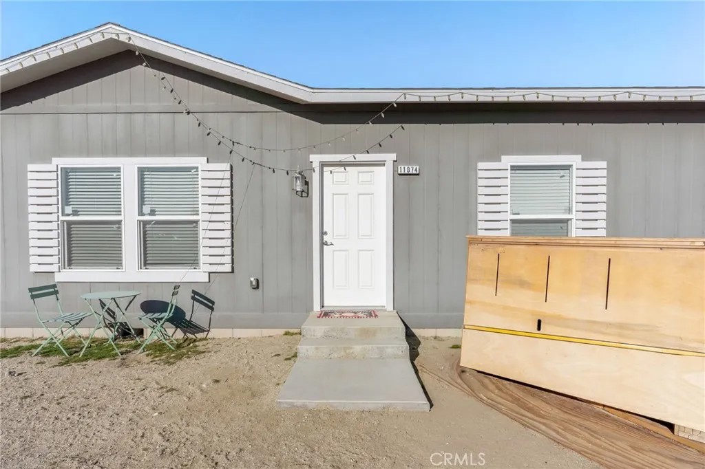 11074 Redwood